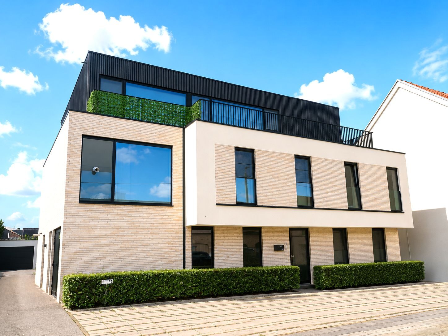 Recent APP met terras, garage en parking